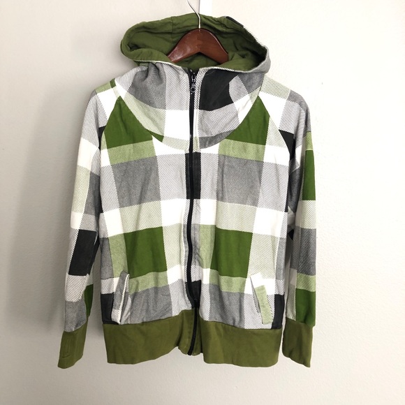 hoodie with thumb holes